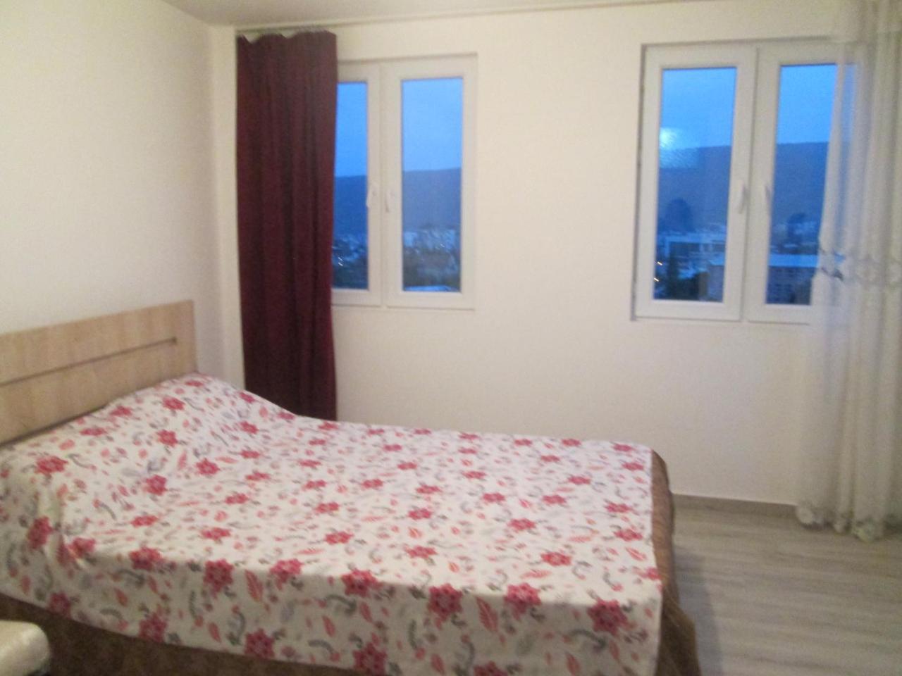 Margo Hostel House Tbilisi Exterior photo